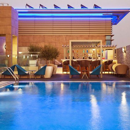Novotel Bur Dubai - Healthcare City Exterior photo