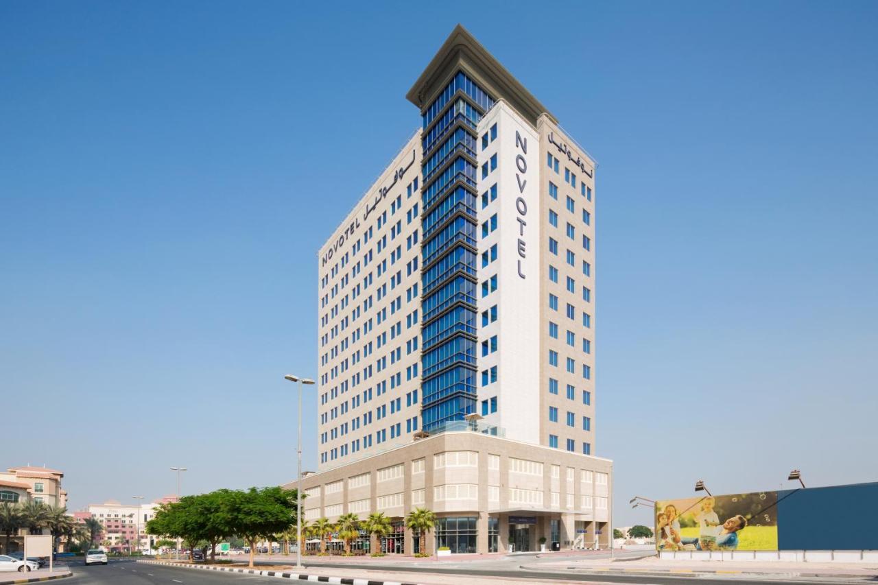 Novotel Bur Dubai - Healthcare City Exterior photo
